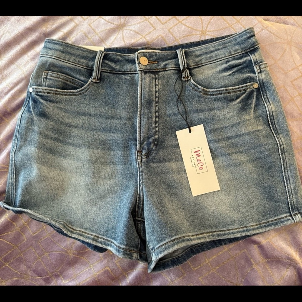 Women's MOCO Boutique Jean Shorts